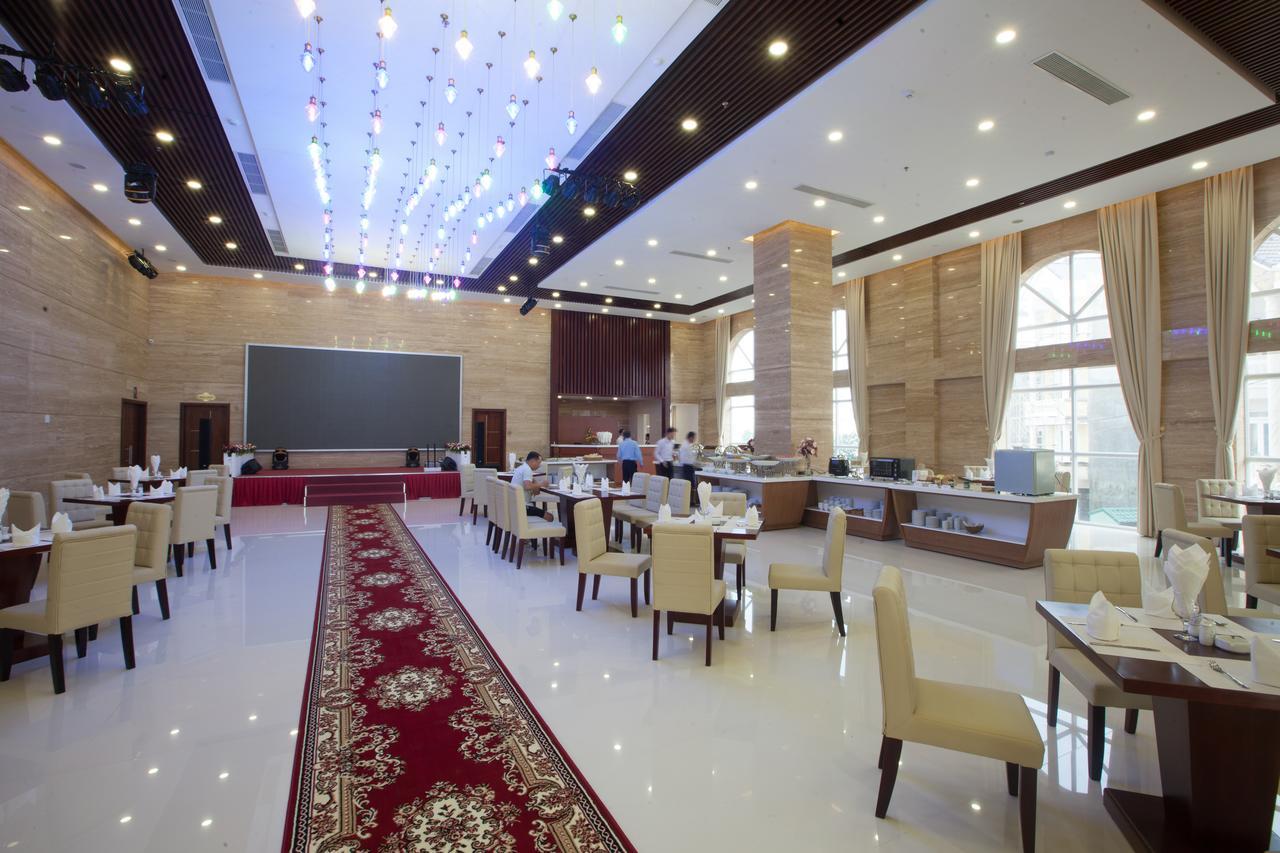 Khanh Linh Hotel Плейку Экстерьер фото