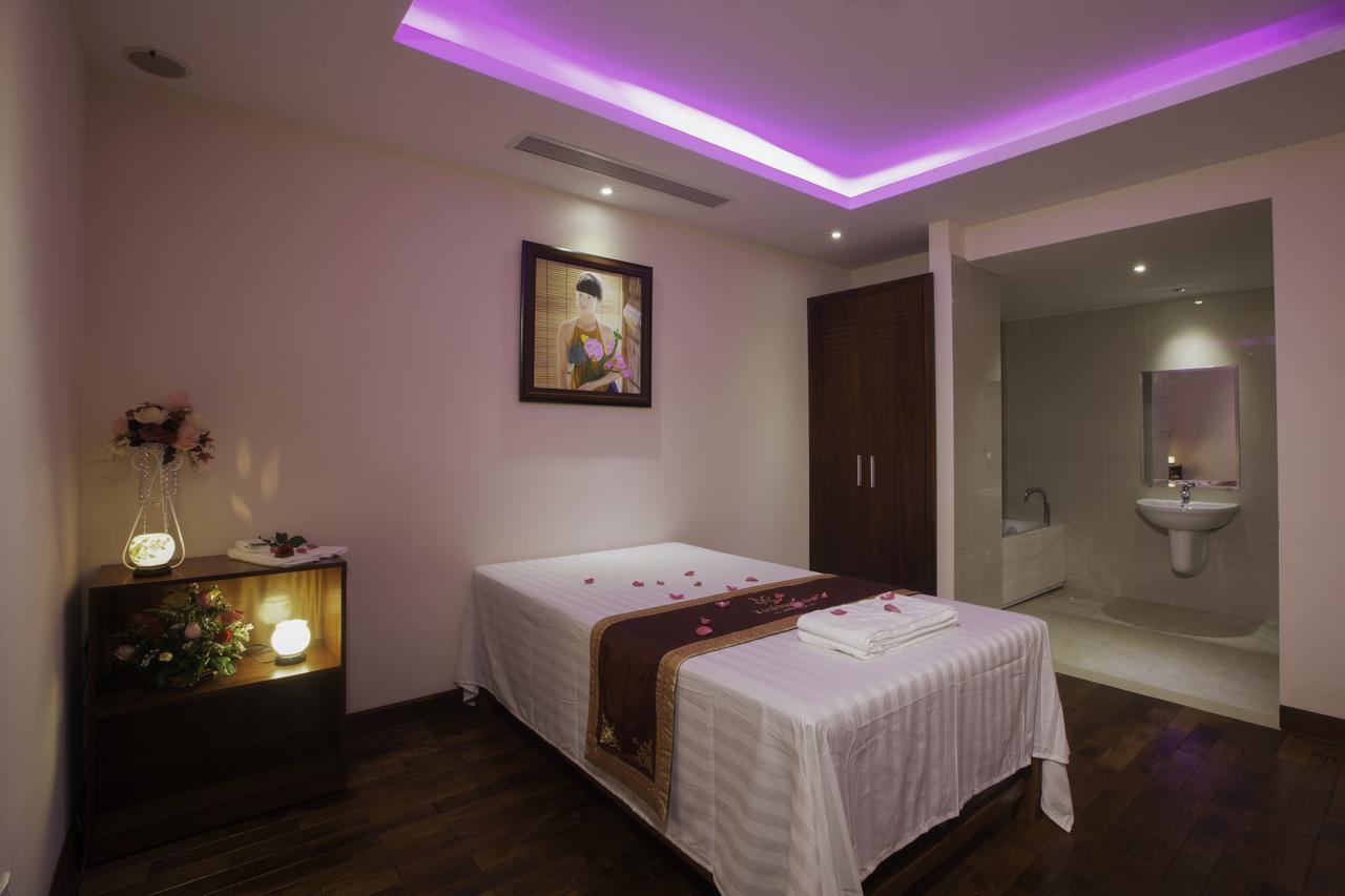 Khanh Linh Hotel Плейку Экстерьер фото