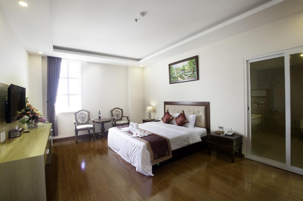 Khanh Linh Hotel Плейку Экстерьер фото