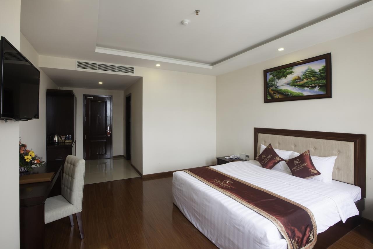 Khanh Linh Hotel Плейку Экстерьер фото