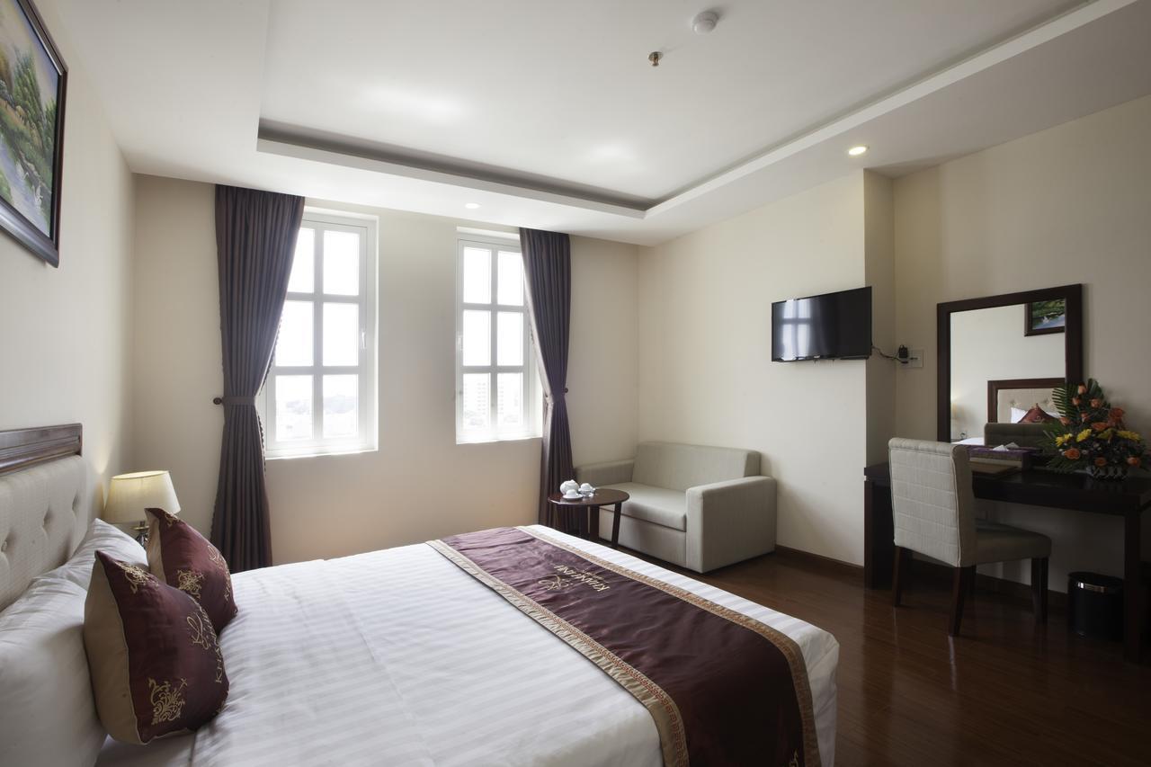 Khanh Linh Hotel Плейку Экстерьер фото